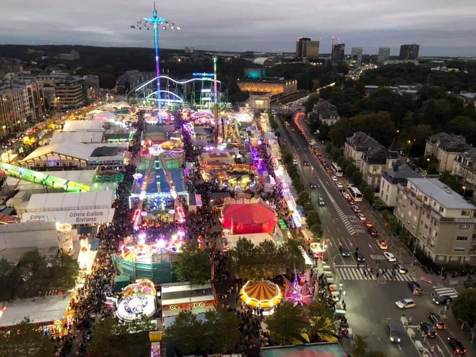 Francais au Luxenmbourg - Schueberfouer - Fête foraine du Luxembourg 