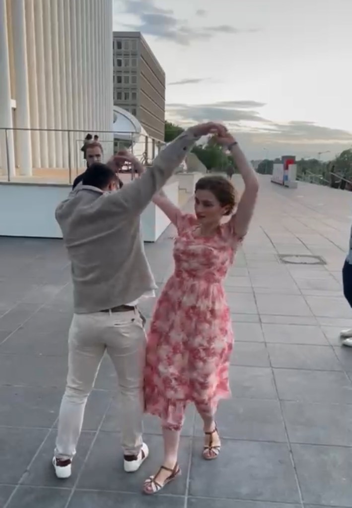 Un couple danse à la Soirée Rock Kirchberg - Luxembourg