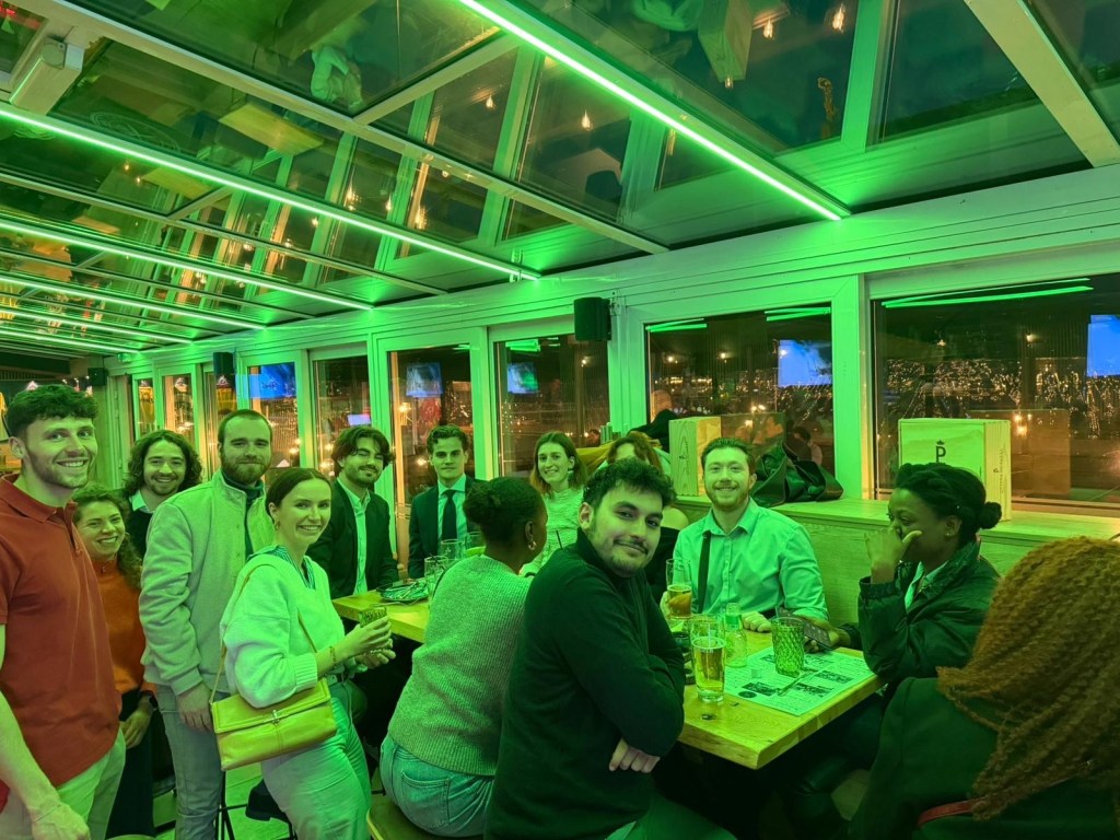 Afterwork VIE Luxembourg du 1er avril : une soirée conviviale au bar The Spot